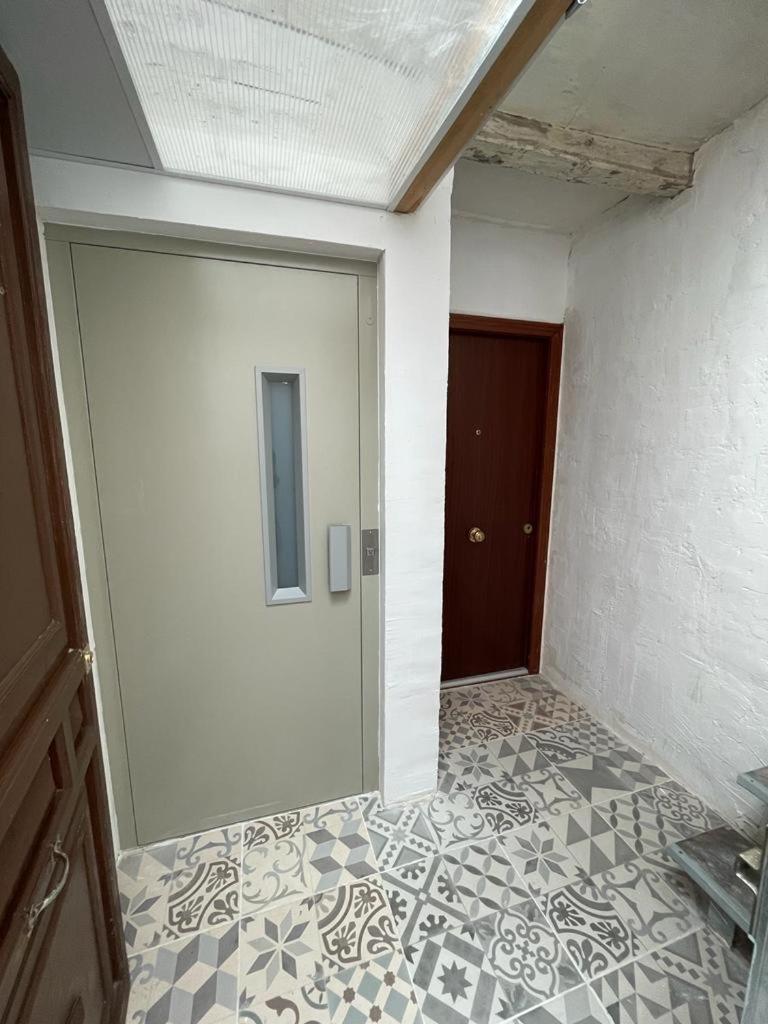 Cal Mestre- Olot Exterior foto